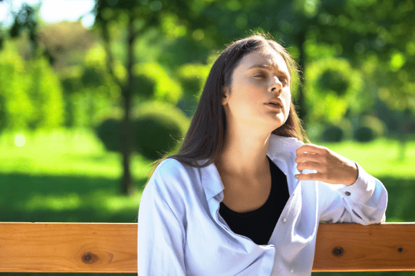 Summer Heat and Periods: Tips for Teens to Stay Dry and Protected